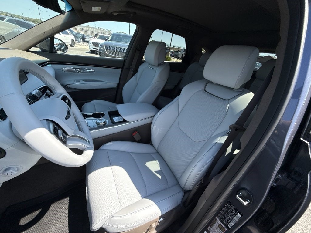 2027 Genesis GV70 2.5T ADVANCED