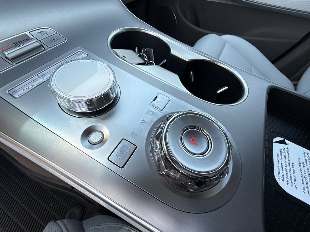 2027 Genesis GV70 2.5T ADVANCED