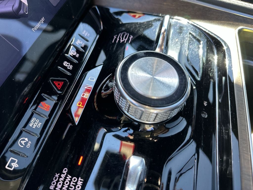 2023 Jeep Grand Wagoneer Series II