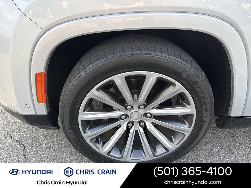 2023 Jeep Grand Wagoneer Series II