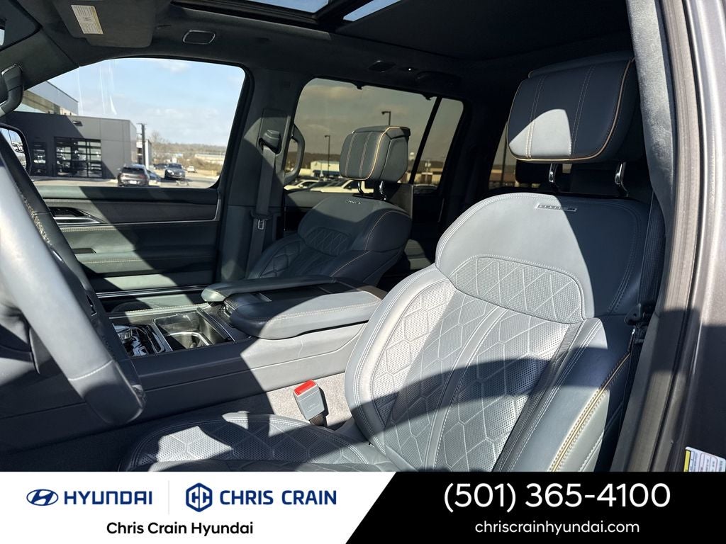 2023 Jeep Grand Wagoneer Series III