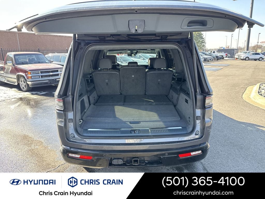 2023 Jeep Grand Wagoneer Series III