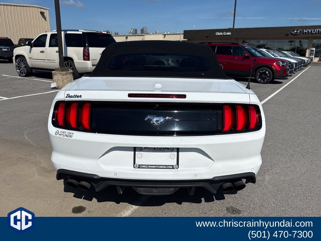 2022 Ford Mustang EcoBoost