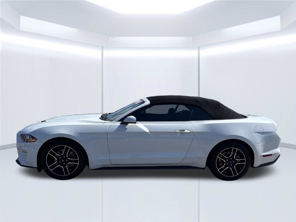 2022 Ford Mustang EcoBoost