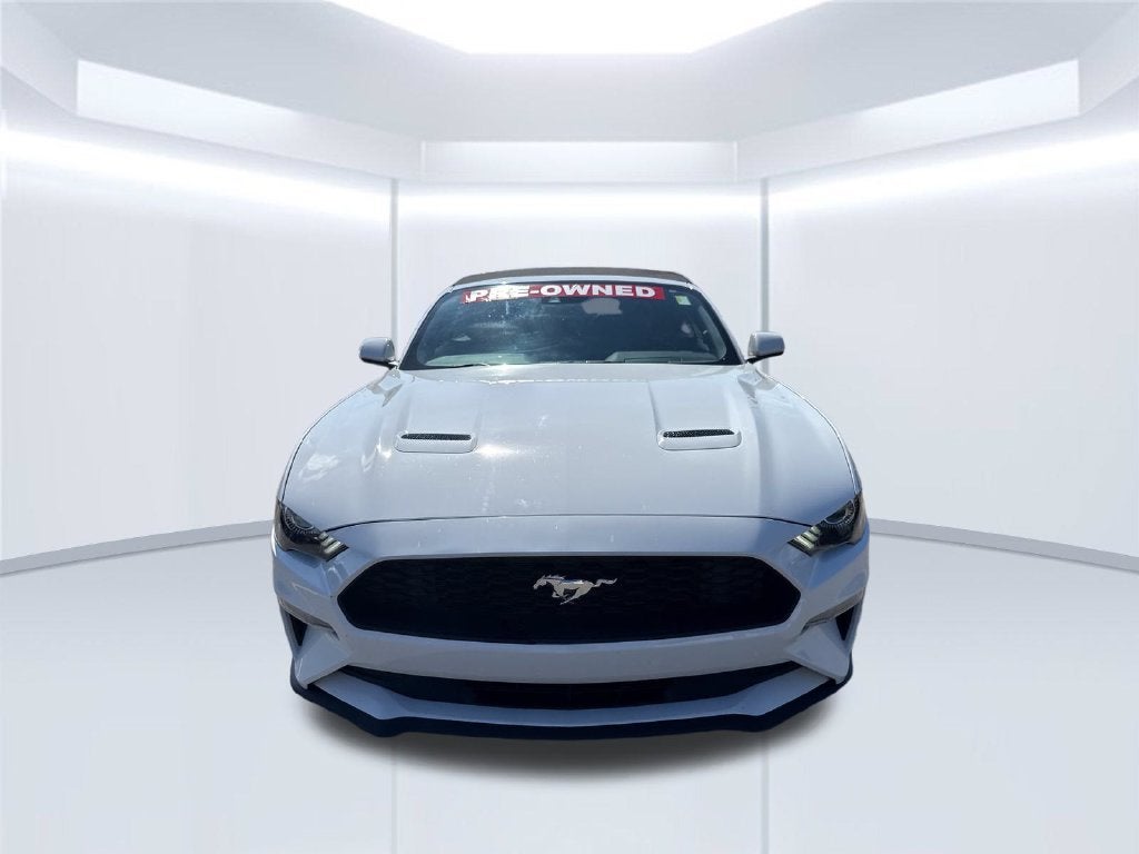 2022 Ford Mustang EcoBoost