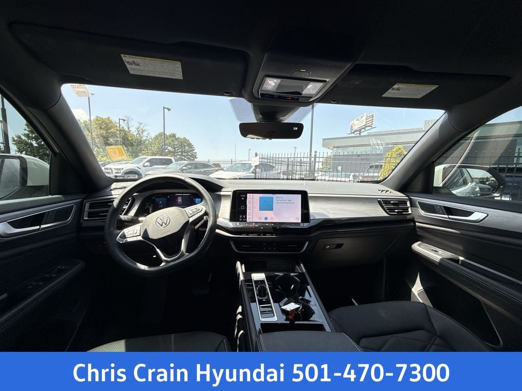 2025 Volkswagen Atlas Cross Sport 2.0T SE w/Technology