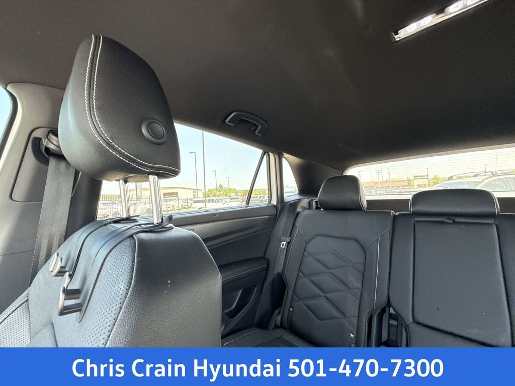 2025 Volkswagen Atlas Cross Sport 2.0T SE w/Technology