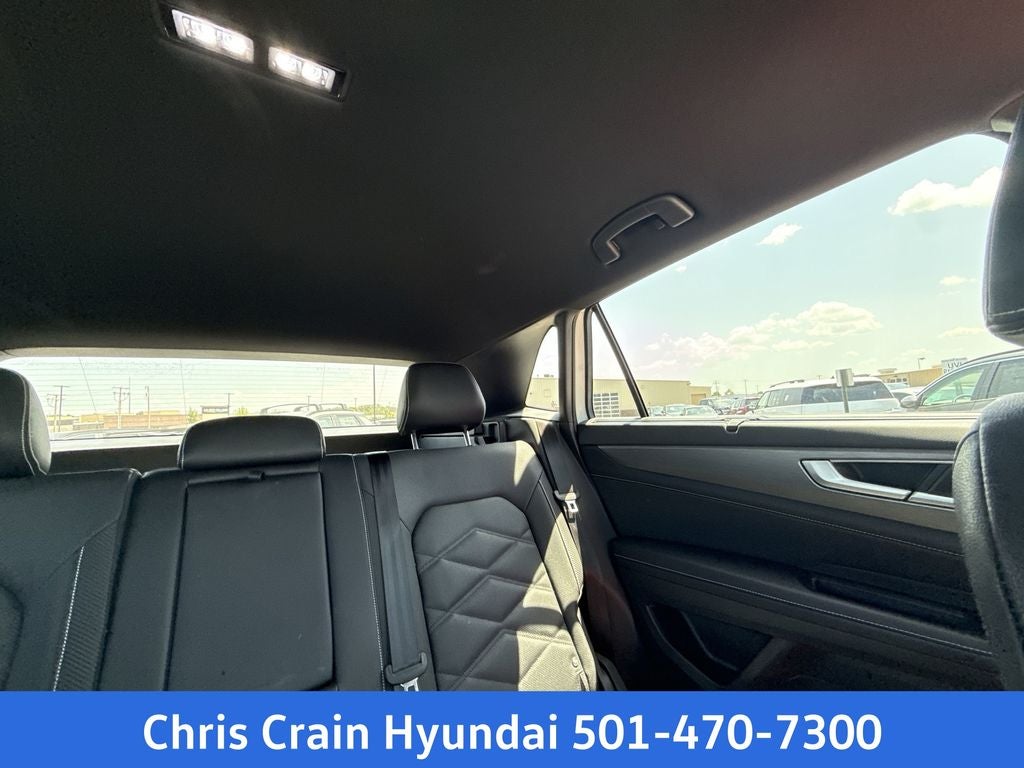 2025 Volkswagen Atlas Cross Sport 2.0T SE w/Technology