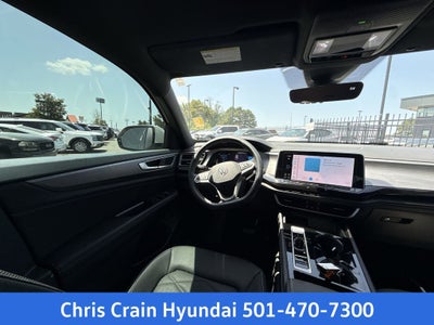 2025 Volkswagen Atlas Cross Sport 2.0T SE w/Technology