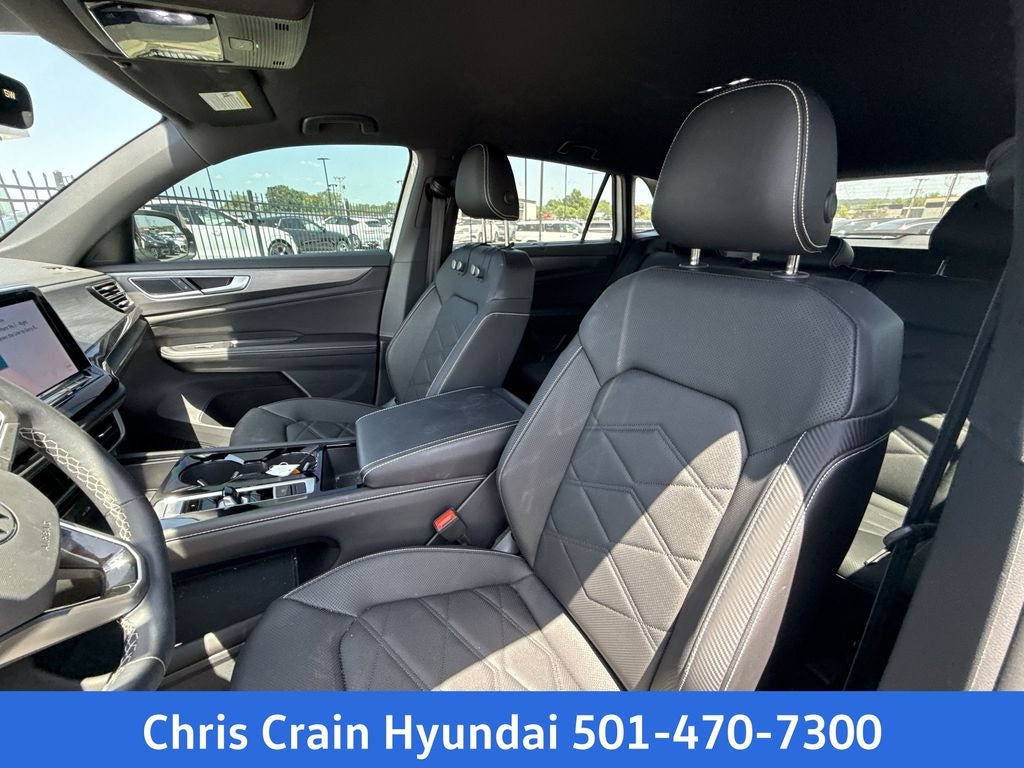 2025 Volkswagen Atlas Cross Sport 2.0T SE w/Technology