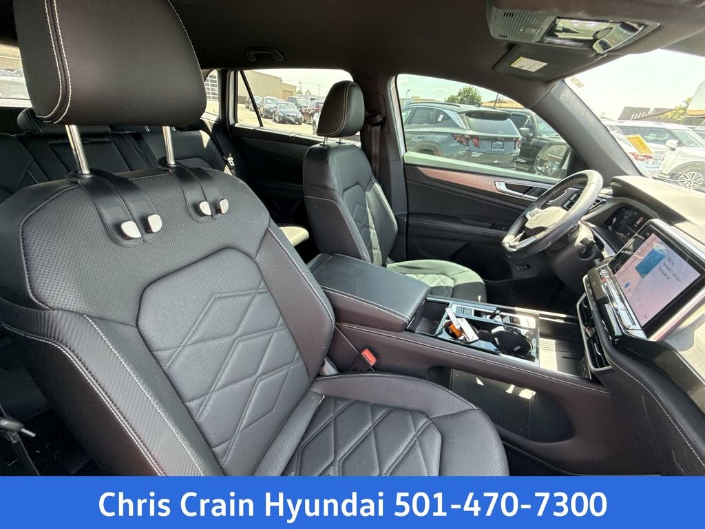 2025 Volkswagen Atlas Cross Sport 2.0T SE w/Technology