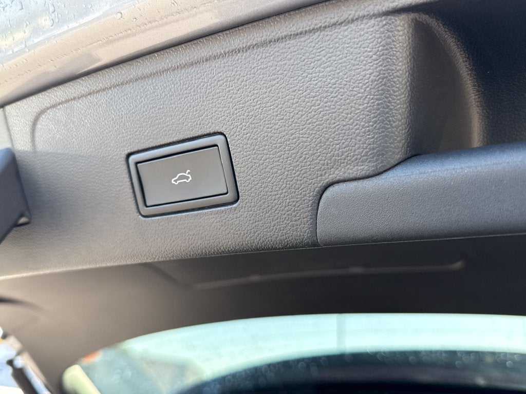 2026 Volkswagen Atlas Cross Sport SE w/Technology