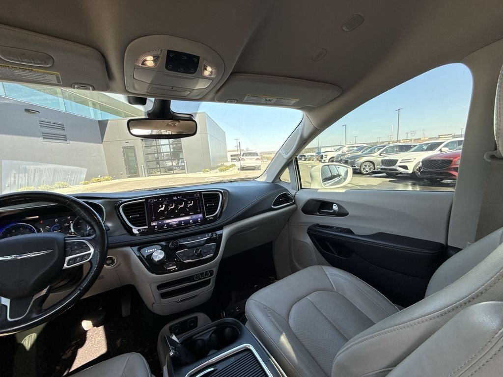 2021 Chrysler Pacifica Touring L