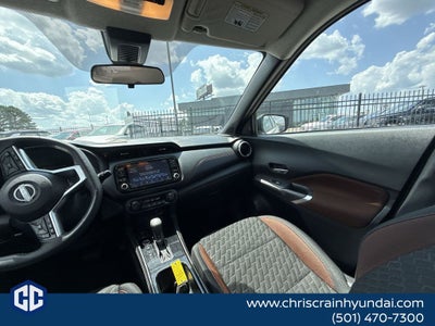 2023 Nissan Kicks SR