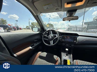 2023 Nissan Kicks SR