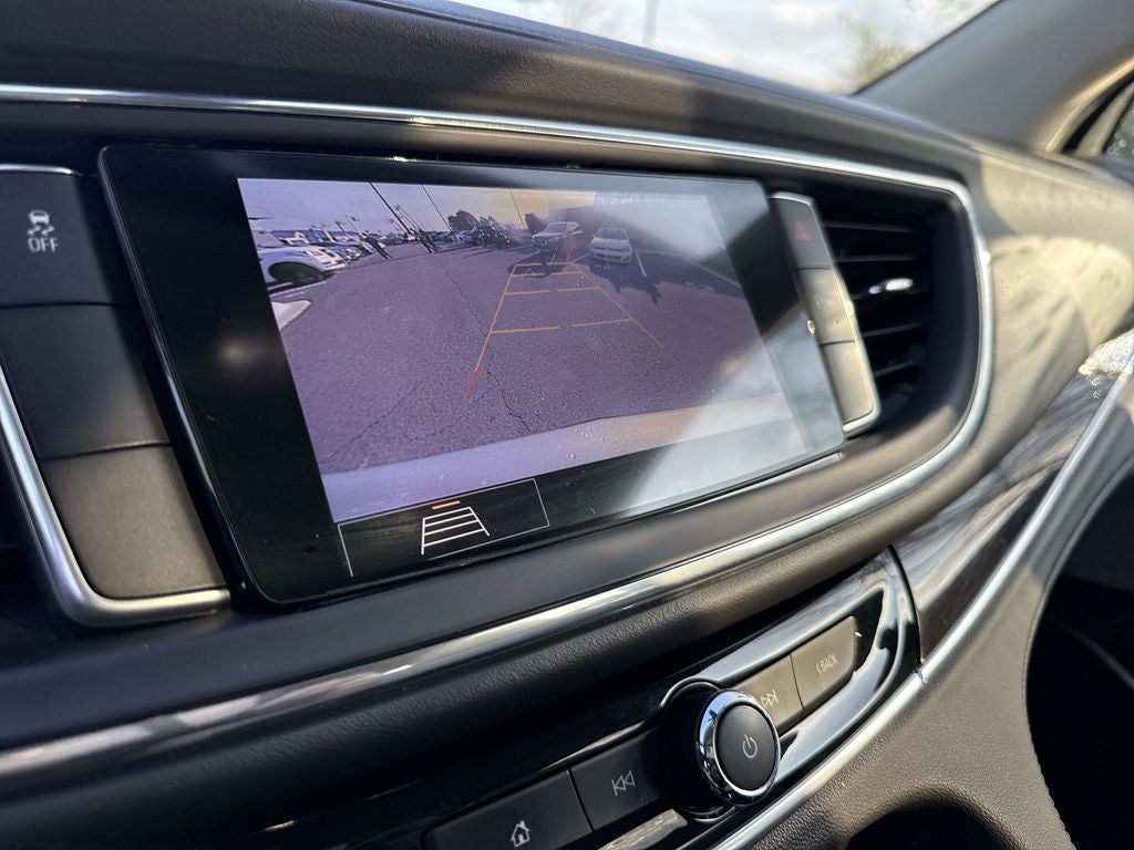 2021 Buick Enclave Essence