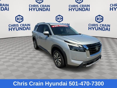 2025 Nissan Pathfinder SL