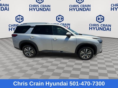 2025 Nissan Pathfinder SL