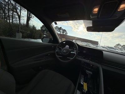 2023 Hyundai Elantra SEL