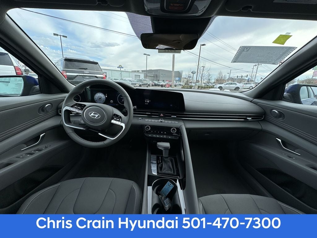 2025 Hyundai Elantra SEL Convenience