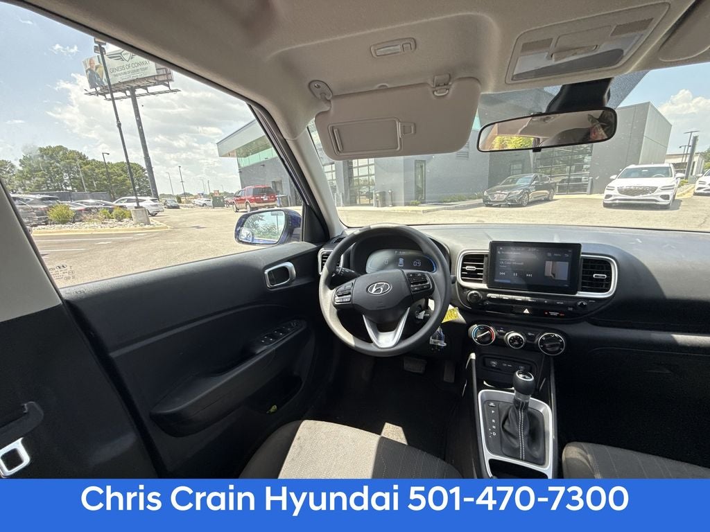2025 Hyundai Venue SE