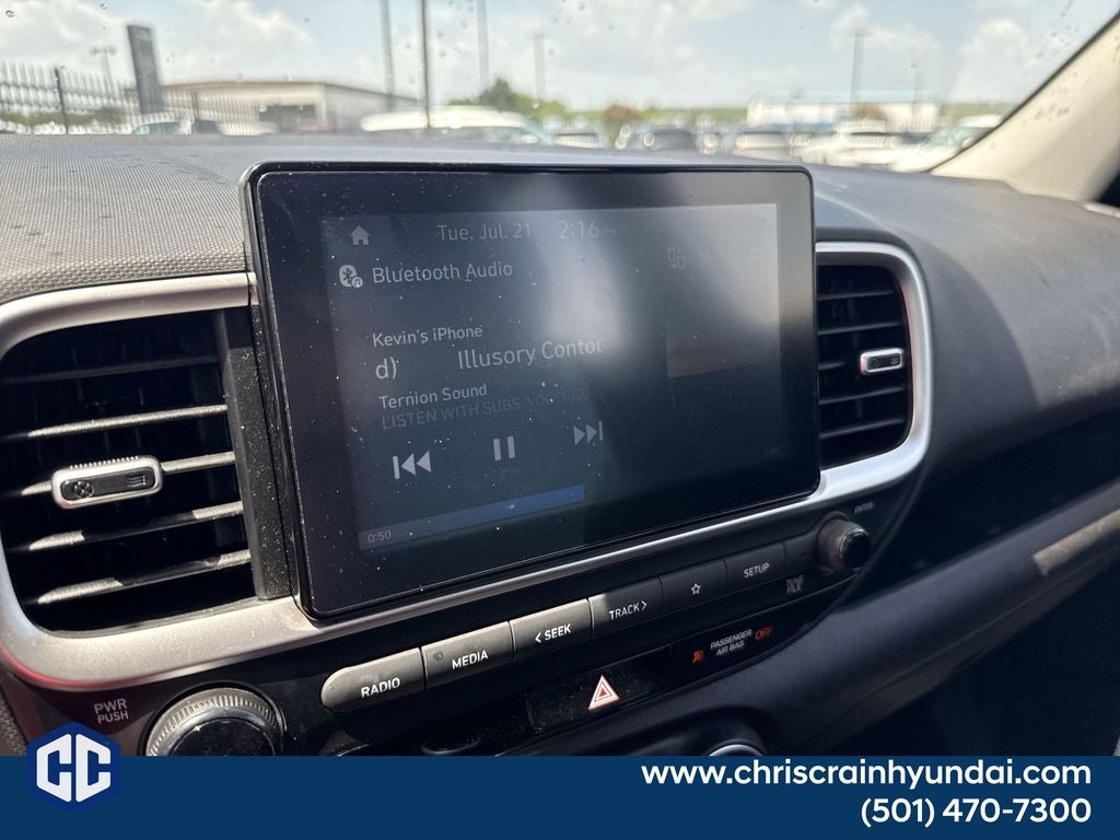 2025 Hyundai Venue SE