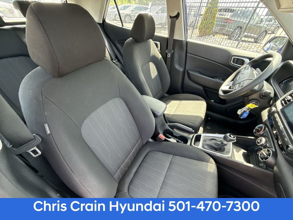 2025 Hyundai Venue SE