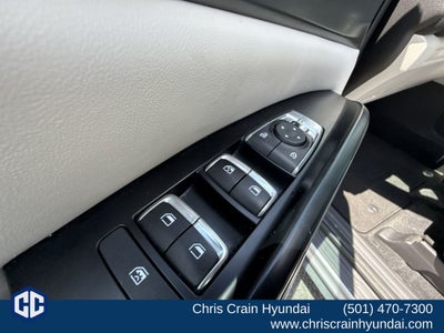 2023 Kia Carnival LX Seat Package
