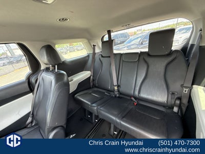 2023 Kia Carnival LX Seat Package