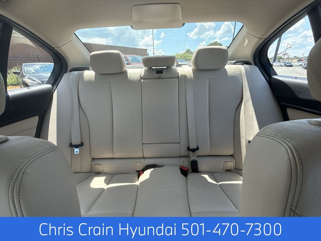 2015 BMW 3 Series 328i