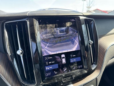 2021 Volvo XC60 T5 Momentum
