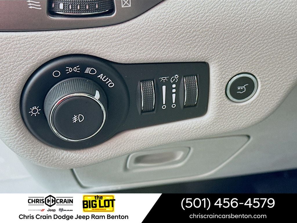 2020 Jeep Cherokee Limited FWD