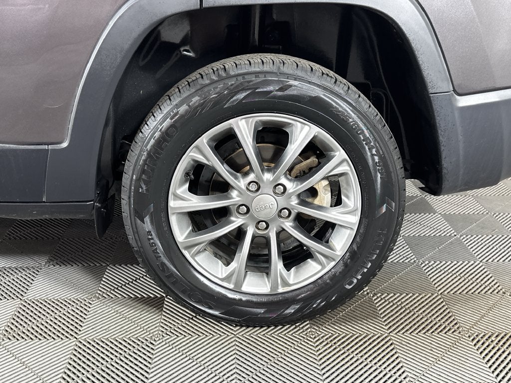 2020 Jeep Cherokee Latitude Plus FWD