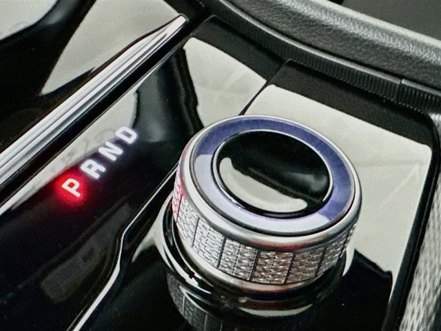 2025 Jeep Grand Cherokee Laredo X 4x4