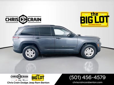 2023 Jeep Grand Cherokee Laredo 4x4