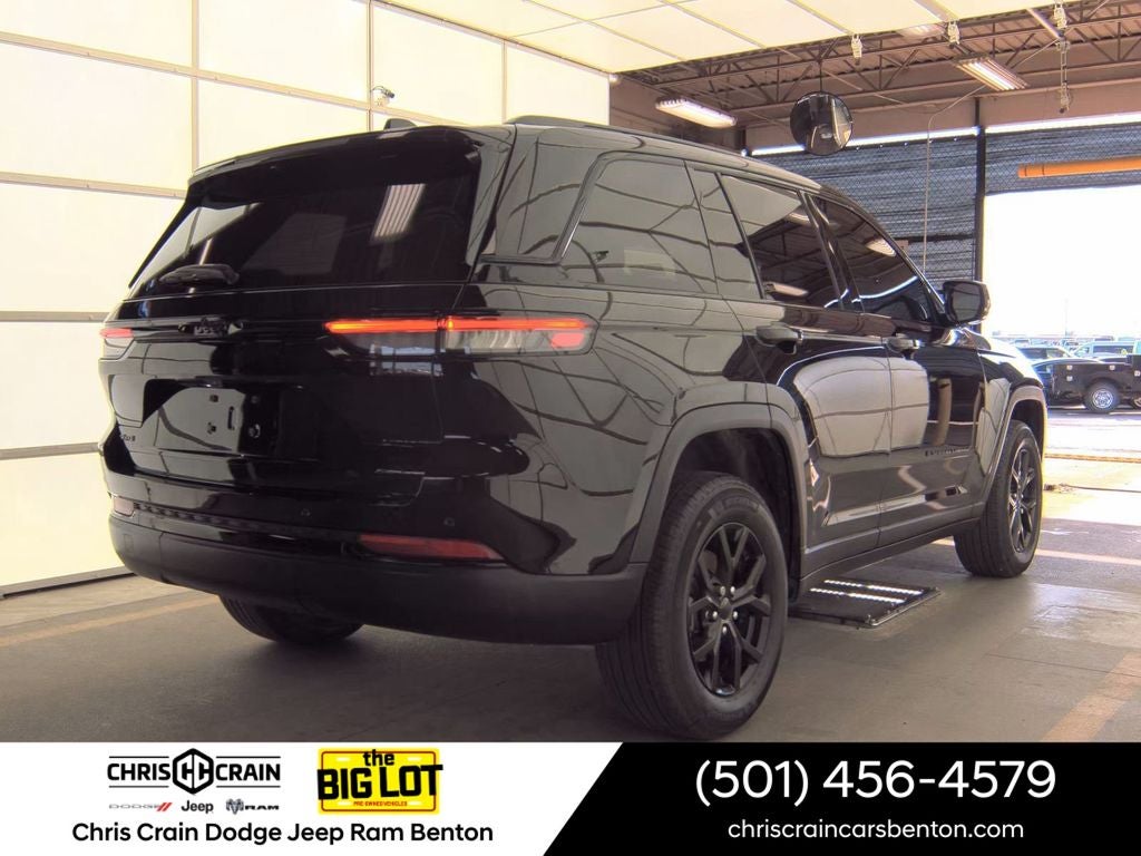 2025 Jeep Grand Cherokee Altitude 4x4