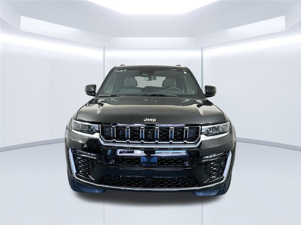2026 Jeep Grand Cherokee Summit 4x4