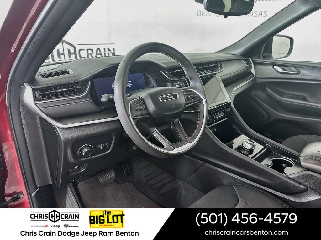 2024 Jeep Grand Cherokee L Laredo X 4x2