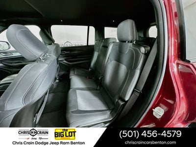 2024 Jeep Grand Cherokee L Laredo X 4x2