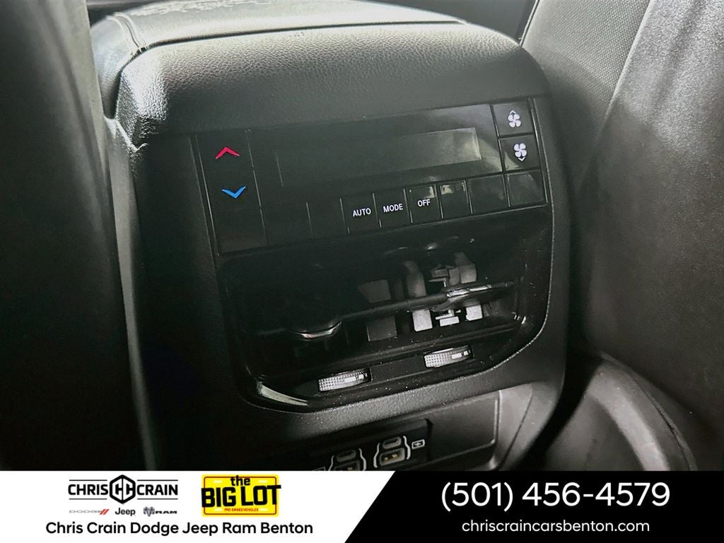2024 Jeep Grand Cherokee L Laredo X 4x2