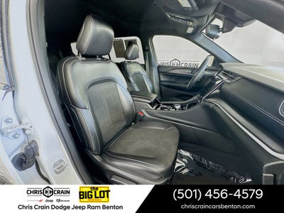 2023 Jeep Grand Cherokee L Altitude 4x4