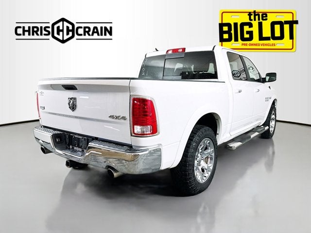 2017 RAM 1500 Laramie Crew Cab 4x4 5'7' Box