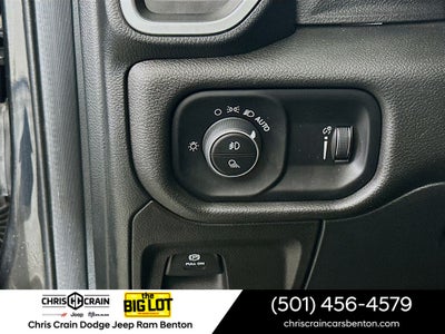 2022 RAM 1500 Big Horn Quad Cab 4x2 6'4' Box