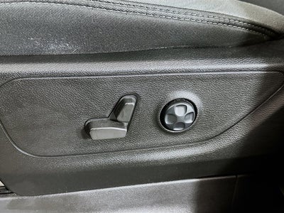 2021 RAM 1500 Big Horn Crew Cab 4x2 5'7' Box