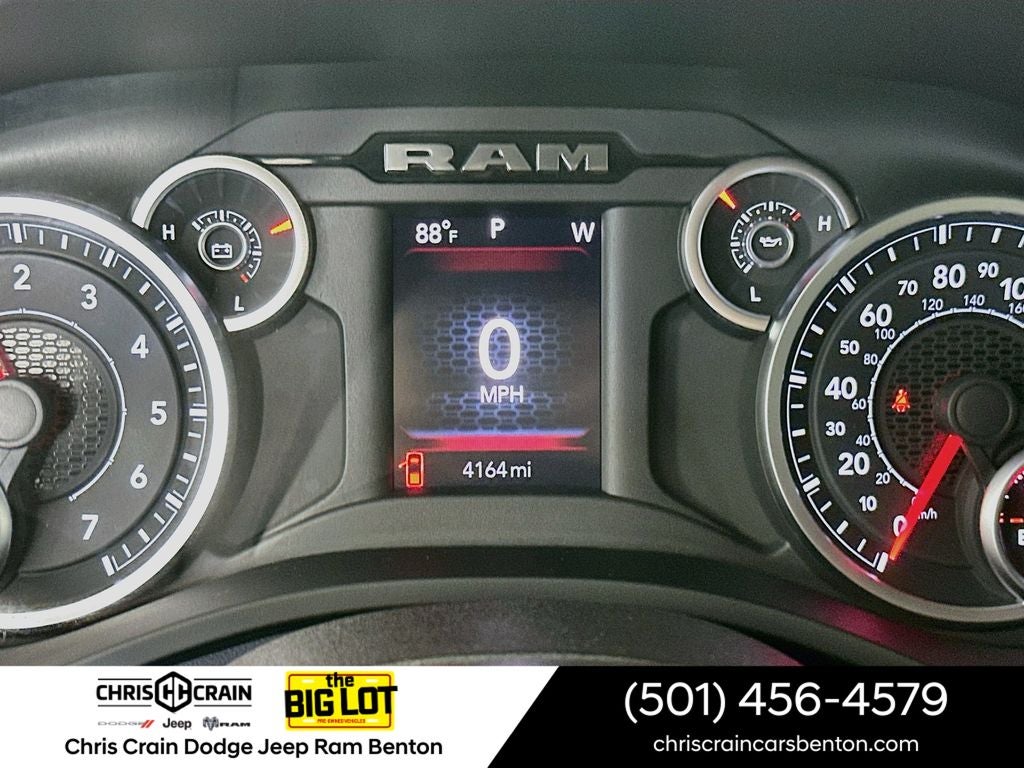 2026 RAM 1500 Tradesman Crew Cab 4x4 5'7' Box