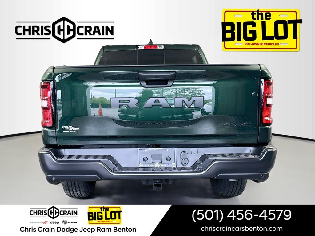 2026 RAM 1500 Tradesman Crew Cab 4x4 5'7' Box