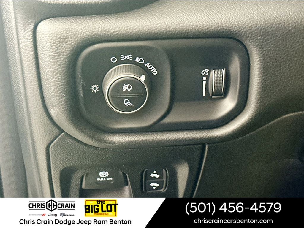 2025 RAM 1500 Big Horn Crew Cab 4x4 5'7' Box