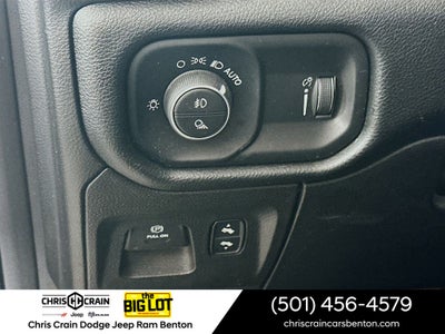 2020 RAM 1500 Big Horn Crew Cab 4x4 5'7' Box