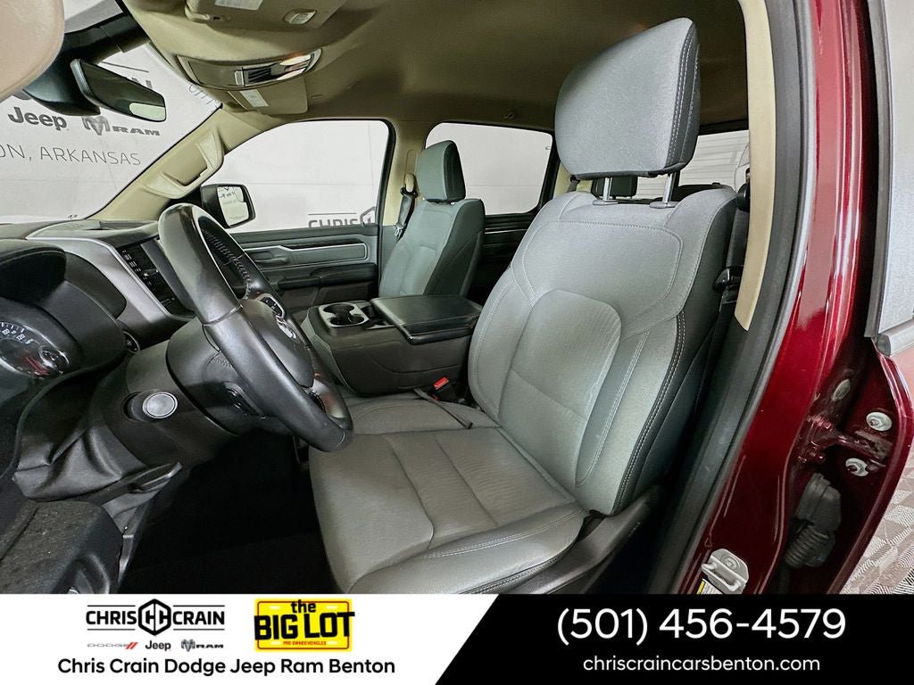 2020 RAM 1500 Big Horn Crew Cab 4x4 5'7' Box