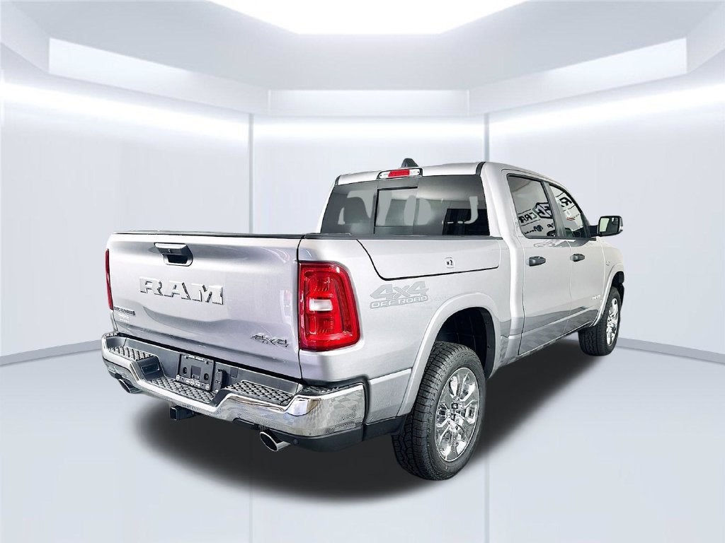 2026 RAM 1500 Big Horn Crew Cab 4x4 5'7' Box